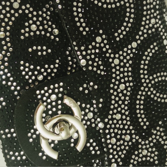 Elegant Black and Silver Women's Bag - Picture 3 of 4